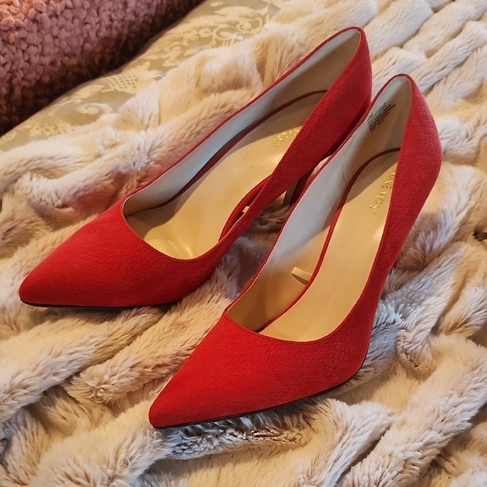 Elegant Nine West Orange Women's Heels, Size 10, 4" Heel